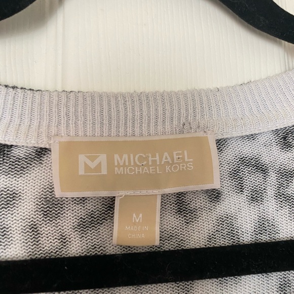 Michael Kors V-neck Sweater-size medium - Picture 3 of 5